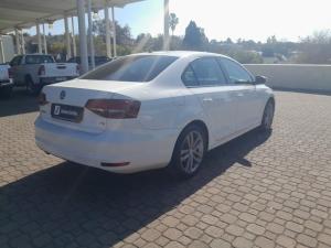 Volkswagen Jetta 1.4TSI Comfortline auto - Image 2