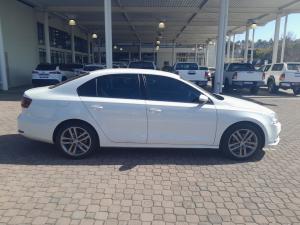 Volkswagen Jetta 1.4TSI Comfortline auto - Image 3
