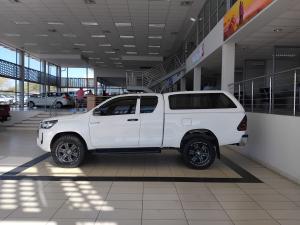 Toyota Hilux 2.4GD-6 Xtra cab Raider auto - Image 11