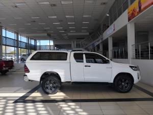 Toyota Hilux 2.4GD-6 Xtra cab Raider auto - Image 3