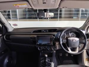Toyota Hilux 2.4GD-6 Xtra cab Raider manual - Image 7