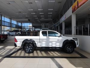 Toyota Hilux 2.4GD-6 Xtra cab Raider manual - Image 4