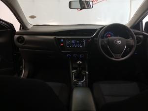 Toyota Corolla Quest 1.8 Plus manual - Image 6