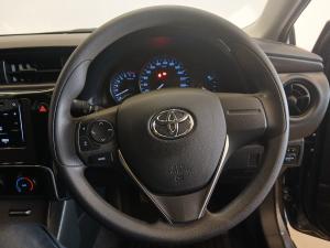 Toyota Corolla Quest 1.8 Plus manual - Image 8