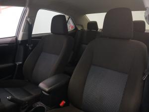 Toyota Corolla Quest 1.8 Plus manual - Image 20