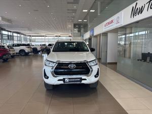 Toyota Hilux 2.4 GD-6 RB Raider automaticE/CAB - Image 4