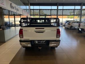 Toyota Hilux 2.4 GD-6 RB Raider automaticE/CAB - Image 5