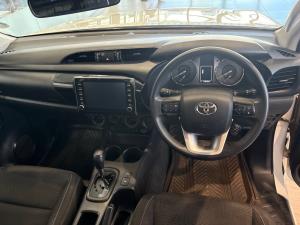 Toyota Hilux 2.4 GD-6 RB Raider automaticE/CAB - Image 6