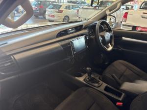 Toyota Hilux 2.4 GD-6 RB Raider automaticE/CAB - Image 7