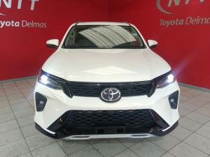 Toyota Fortuner 2.4GD-6 Raised Body automatic - Image 4