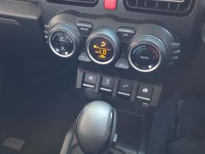 Suzuki Jimny 1.5 GLX automatic - Image 12