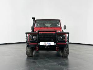 Land Rover Defender 902.2D S/W - Image 1