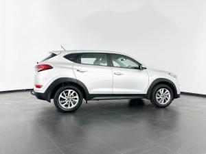 Hyundai Tucson 2.0 Premium automatic - Image 3