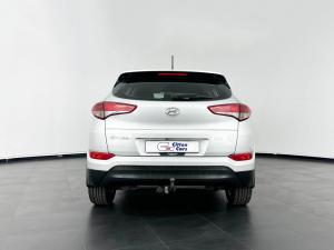 Hyundai Tucson 2.0 Premium automatic - Image 4