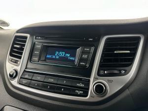 Hyundai Tucson 2.0 Premium automatic - Image 9