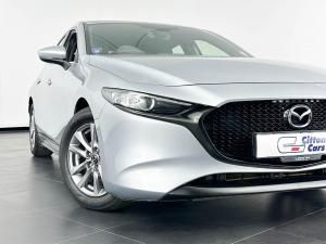 Mazda MAZDA3 1.5 Dynamic automatic 5-Door - Image 9