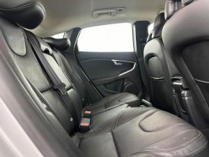 Volvo V40 D3 Inscription Geartronic - Image 13