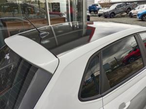 Volkswagen Polo hatch 1.0TSI - Image 10