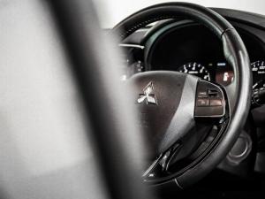 Mitsubishi Outlander 2.4 GLS - Image 11