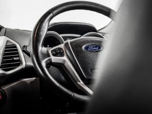 Ford EcoSport 1.5 Titanium auto - Image 17