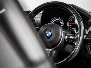 BMW 2 Series 220i coupe Sport Line - Image 11