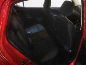 Hyundai i10 1.25 Fluid - Image 6