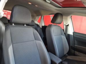 Volkswagen Polo hatch 1.0TSI Life manual - Image 11