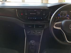 Volkswagen Polo hatch 1.0TSI Life manual - Image 15