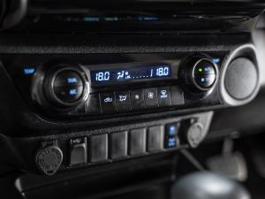 Toyota Hilux 2.8GD-6 double cab Raider auto - Image 22