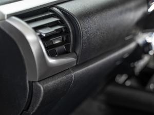 Toyota Hilux 2.8GD-6 double cab Raider auto - Image 39