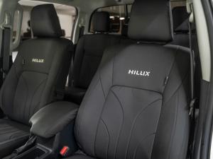 Toyota Hilux 2.8GD-6 double cab Raider auto - Image 42