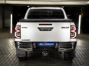 Toyota Hilux 2.8GD-6 double cab Raider auto - Image 5