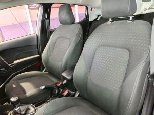 Ford Fiesta 1.0T Titanium - Image 7
