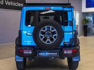 Suzuki Jimny 1.5 GLX AllGrip 3-door manual - Image 15
