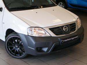 Nissan NP200 1.6i safety pack (aircon) - Image 4