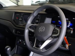 Volkswagen Polo hatch 1.0TSI - Image 15