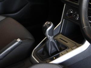 Volkswagen Polo hatch 1.0TSI Life manual - Image 13