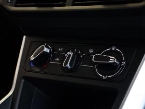 Volkswagen Polo hatch 1.0TSI Life manual - Image 15
