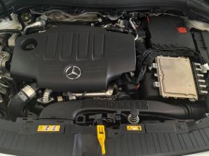 Mercedes-Benz GLA GLA200d Progressive - Image 10