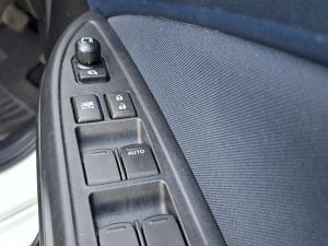 Suzuki Baleno 1.5 GL auto - Image 11