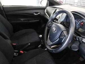 Toyota Yaris 5-door 1.0 XS - Image 11