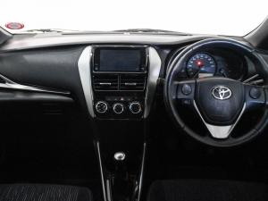 Toyota Yaris 5-door 1.0 XS - Image 15