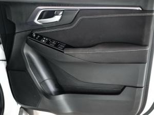 Isuzu D-Max 3.0TD double cab LSE 4x4 - Image 12