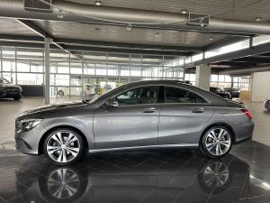 Mercedes-Benz CLA200d Urban automatic - Image 7