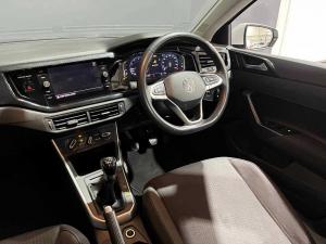 Volkswagen Polo hatch 1.0TSI Life manual - Image 13