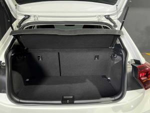 Volkswagen Polo hatch 1.0TSI Life manual - Image 7