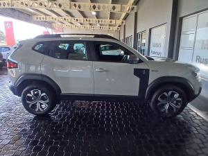 Renault Duster 1.2T hybrid Zen 4WD - Image 10