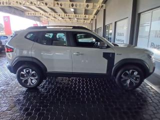 Renault Duster 1.2T hybrid Zen 4WD