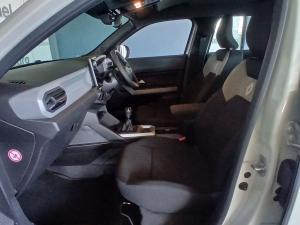 Renault Duster 1.2T hybrid Zen 4WD - Image 19