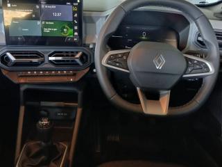 Renault Duster 1.2T hybrid Zen 4WD